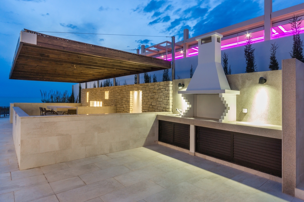 outdoor kitchen 